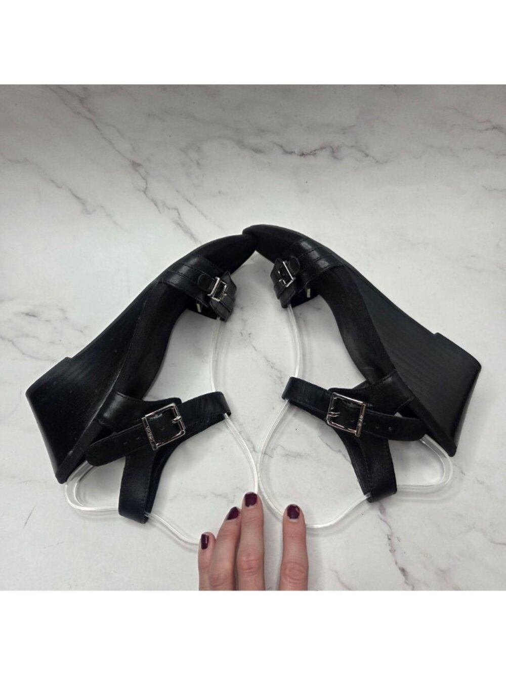 Vionic Laurie Black Leather Wedges Strappy Sandals Women's 7 - Picture 6 of 8
